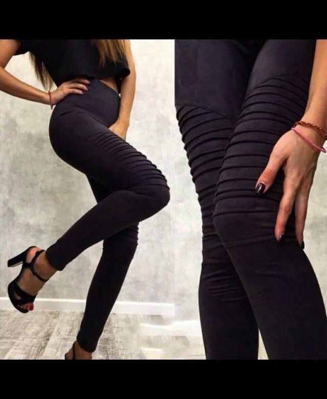 Плотные леггинсы со шнуровкой 