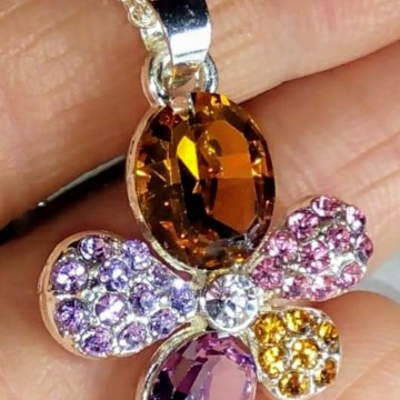 Подвеска Цветок со стразами Сваровски