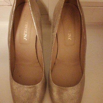 Продаю туфли