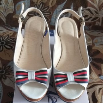 Босоножки Venza