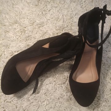 Туфли Stradivarius