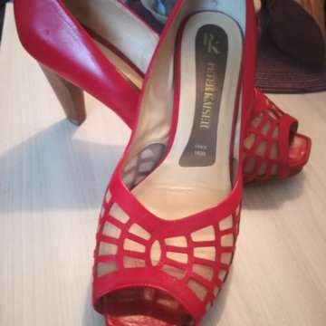 Туфли женские