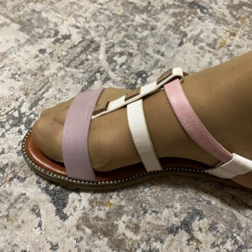 Босоножки 38 р