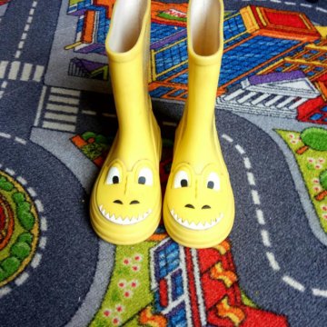 Резиновые сапожки