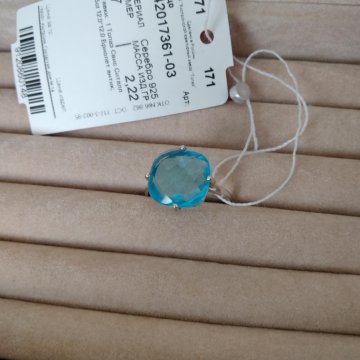 Новое кольцо серебро, топаз