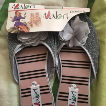 Шлёпанцы тапочки