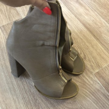 Обувь женская,,,,38 размер