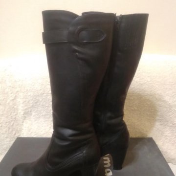 Сапоги женские осенние Tamaris