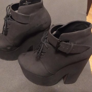 Ботильоны ботинки на платформе на Helloween