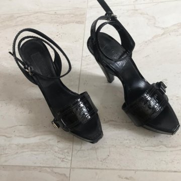 Босоножки Giambattista Valli