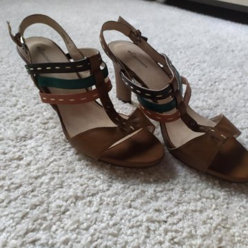 Туфли/босоножки на каблуке