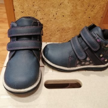 Новые ботинки