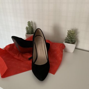 Туфли Cristian Louboutin