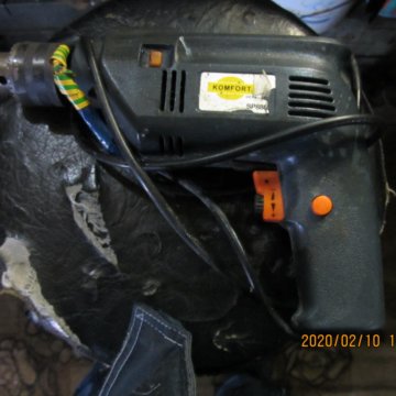 дрель и пирфоратор