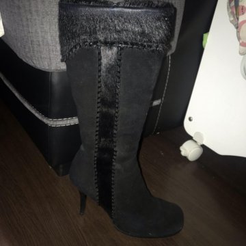 Зимние замшевые сапоги