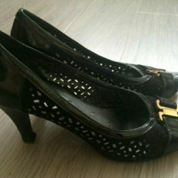 Туфли черные 37 размер