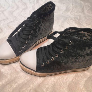 Кеды женские