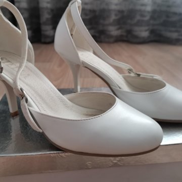 Туфли (свадебные)