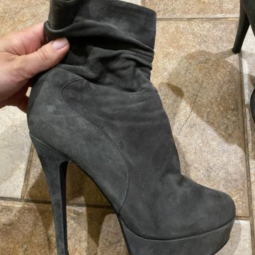 Полусапожки серые Aldo