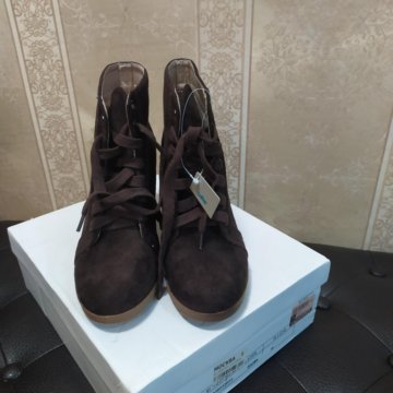 Ботинки / ботильоны 36 новые