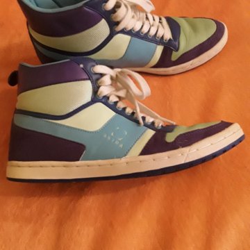 Кроссовки AKIDO 40р