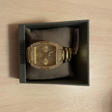 Часы Guess