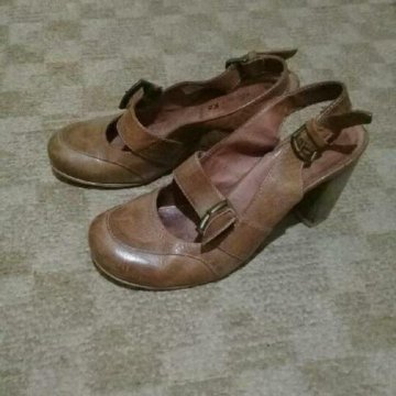 Босоножки, Alexander McQueen