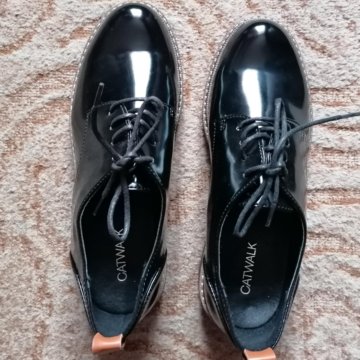 Ботинки женские новые размер 37