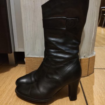 Зимние сапоги Tamaris 37