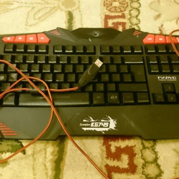 Игровая клавиатура с подсветкой