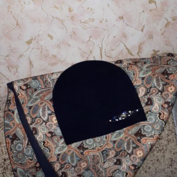 Комплект шапка и платок.новое