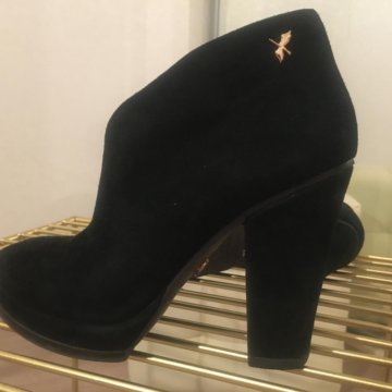 Ботильоны черные. Alena Akhmadullina for Ekonika