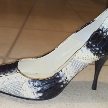 Туфли LORIBLU новые 39.5