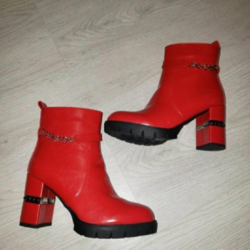 Полуботинки новые