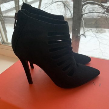 Ботильоны Ivanka Trump