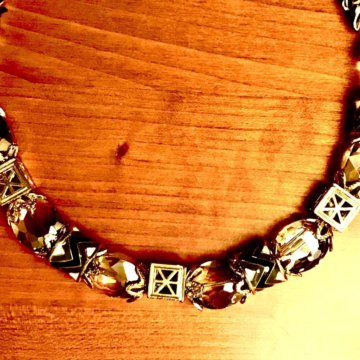 Чудесное ожерелье, колье дизайнер