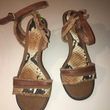 Босоножки коричневые Эконика 37 размер ,новые