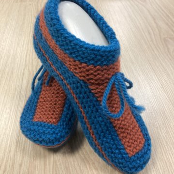 Домашние тапочки.шерстяная обувь