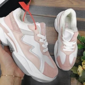 Женские кроссовки Calvin Klein