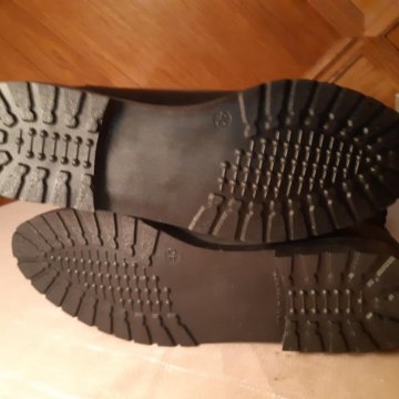 Сапоги 40 Португалия новые