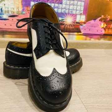 Dr.Martens 3989 Brogue Mens-Womens black&white