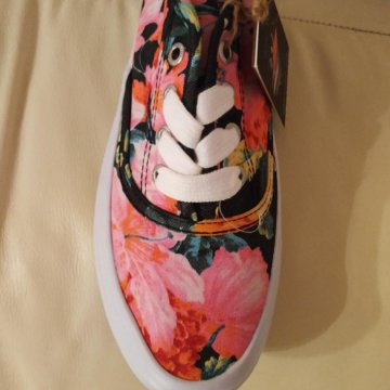 Кеды новые.р.40.