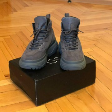 Ботинки женские