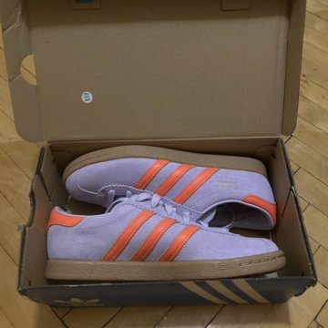 Кроссовки женские Adidas 38 размер