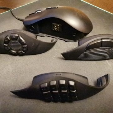 Игровая мышка Razer Naga Trinity