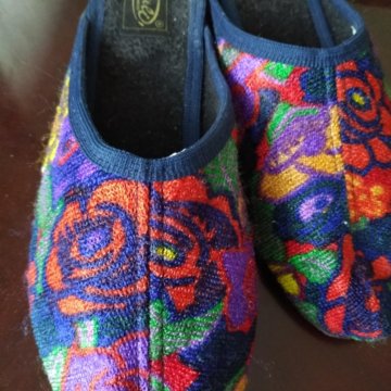 Туфли домашние новые.