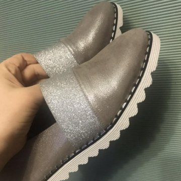 Слипоны новые кожаные