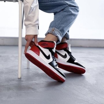 ????Кроссовки Nike Air Jordan 1 Retro High (36-40)