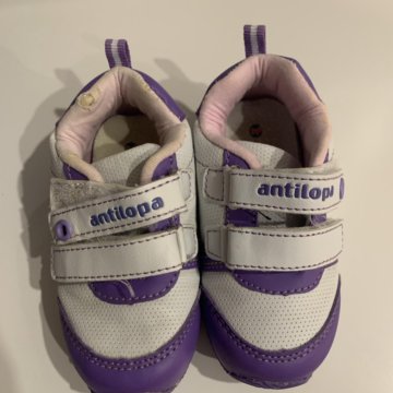 Кроссовки 22 размер