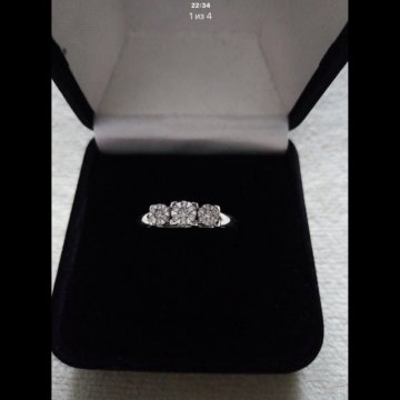 Кольцо с бриллиантами . Скидка.